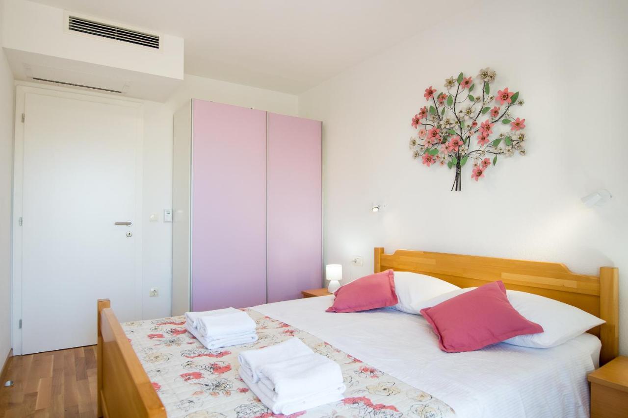 Apartments Mattea Makarska Exterior foto