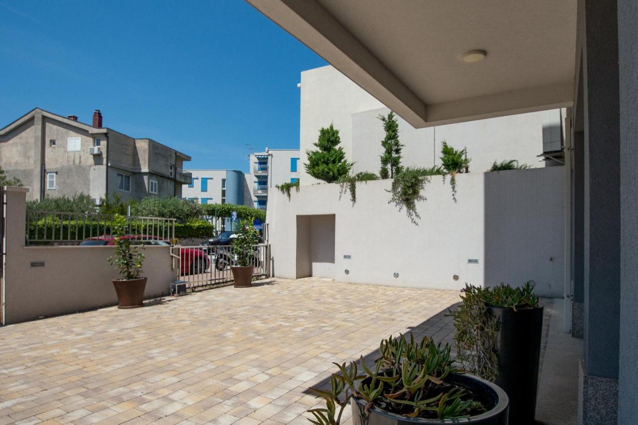 Apartments Mattea Makarska Exterior foto